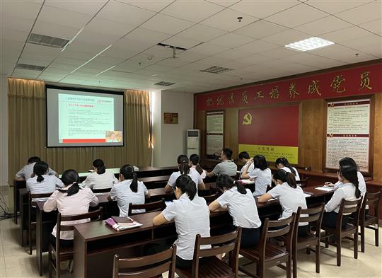 乐动在线登录入口_乐动（中国）
组织参加疫情常态化下建筑企业经营管理风险管控培训